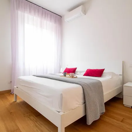 Agata By Portofinohomes With Private Garage Apartament